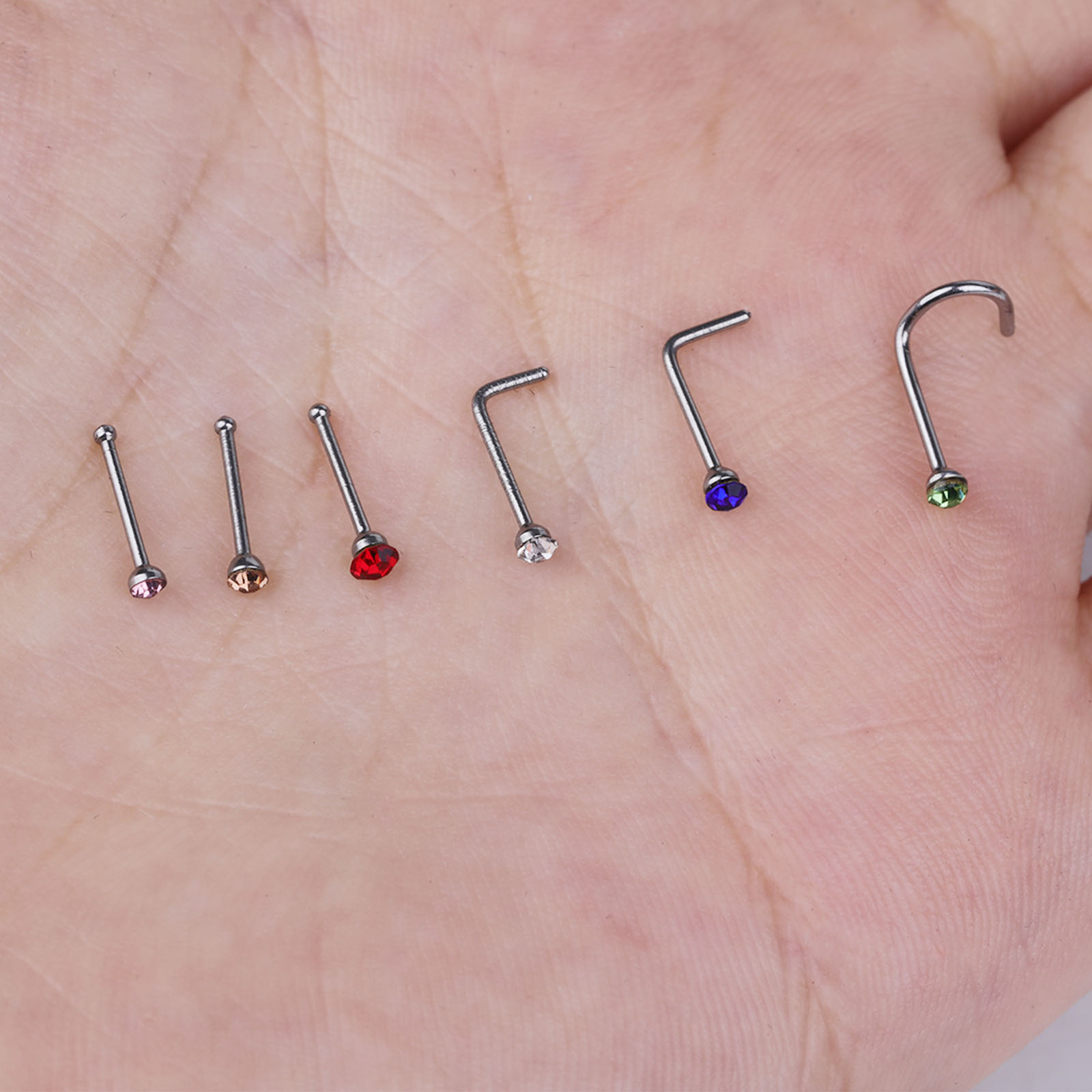 Hypoallergenic Nose Studs - Ti - Body Jewelry For Sensitive Skin 评论和价格