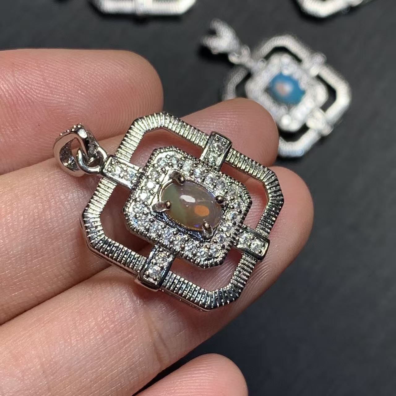 OVAL SPAKLEING BIG COPPER Auth - Body Jewelry Australia 评论和价格